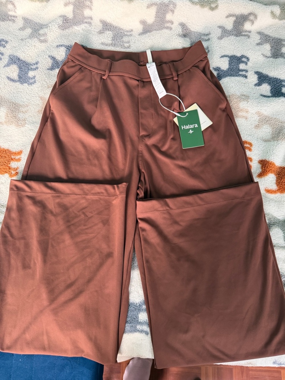 HALARA Brick Brown Wide-Leg Jogger Pants